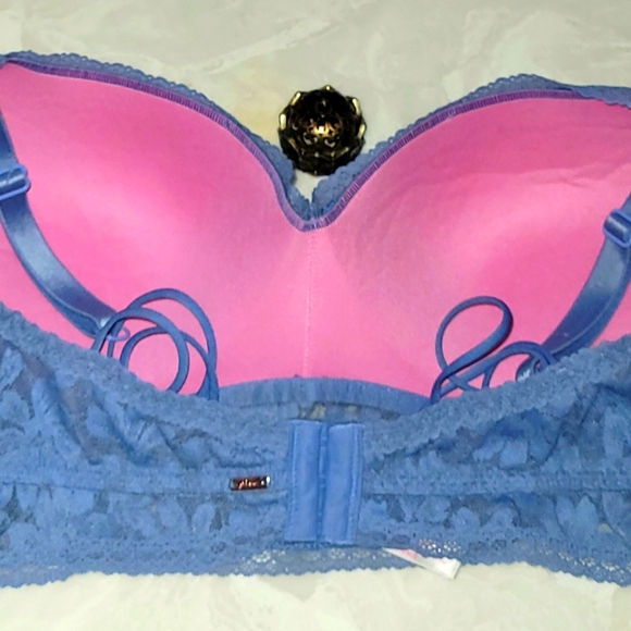 🔥Pink - Victoria's Secret Blue Bralette/bra Push - up - Picture 2 of 4